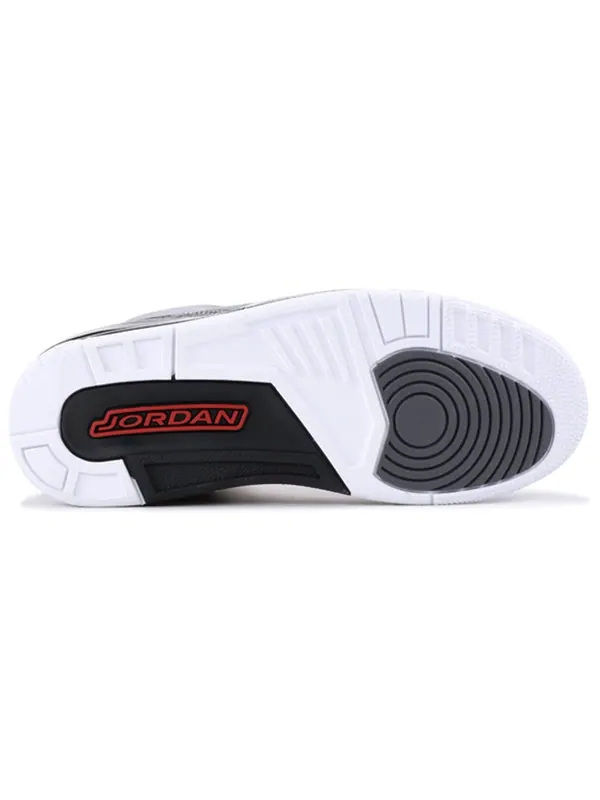 Кроссовки 3 retro Air Jordan — изображение 3 из 3, серый