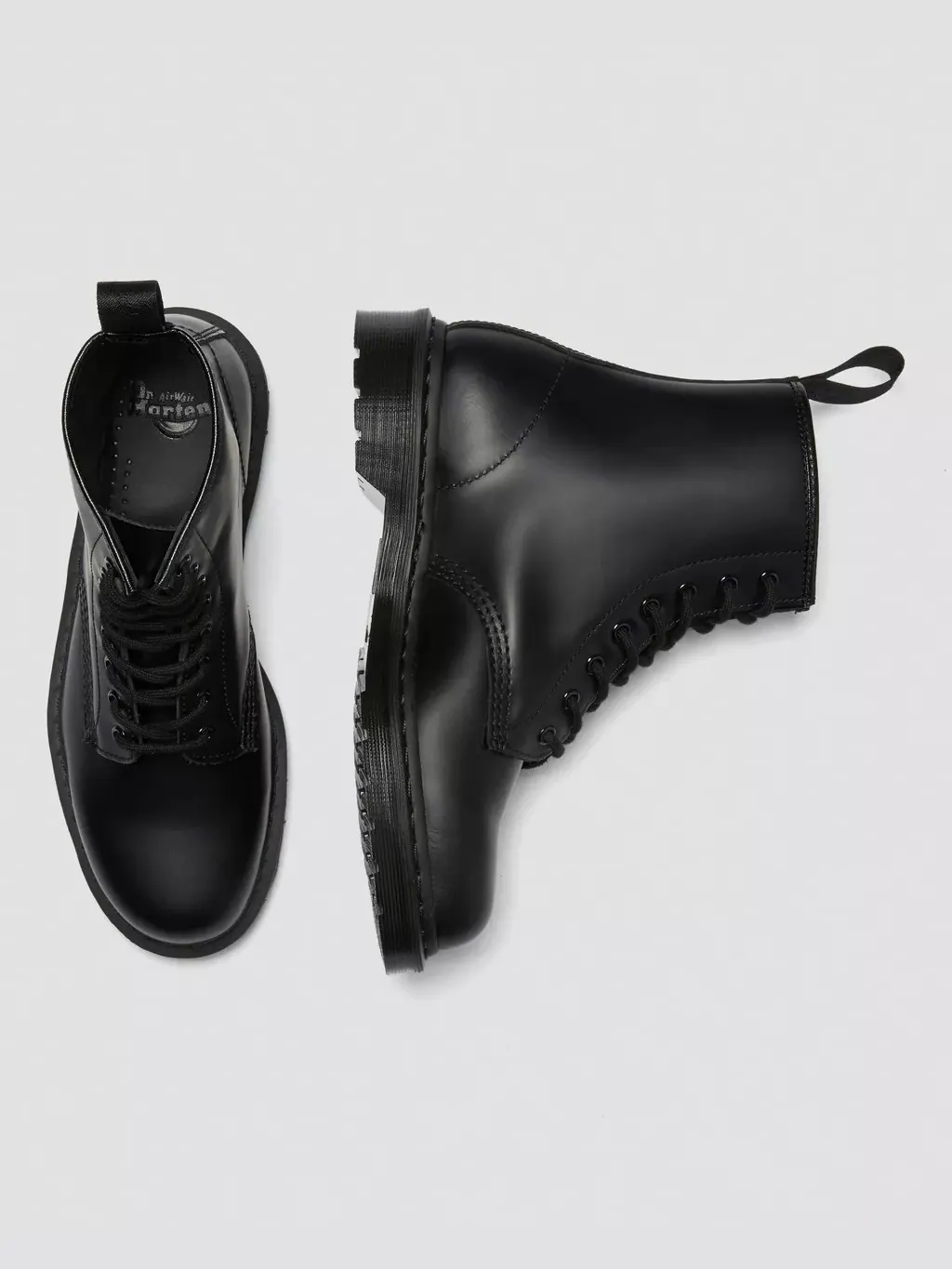 Ботинки мужские Dr. Martens 1460 Mono, гладкая кожа — изображение 11 из 11, черный