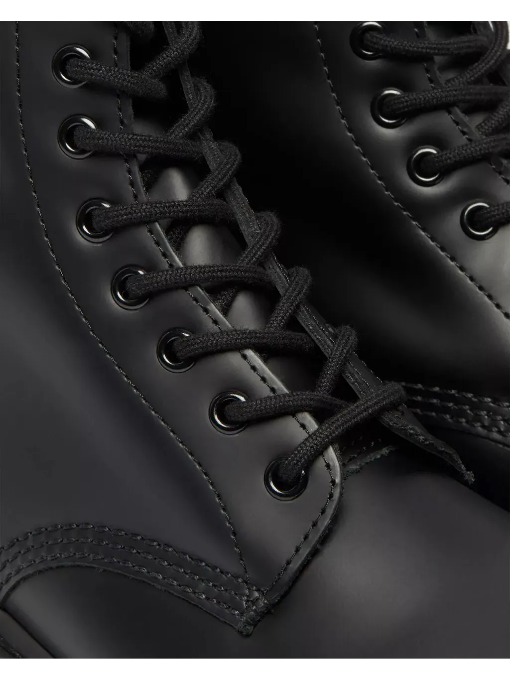 Ботинки мужские Dr. Martens 1460 Mono, гладкая кожа — изображение 4 из 11, черный
