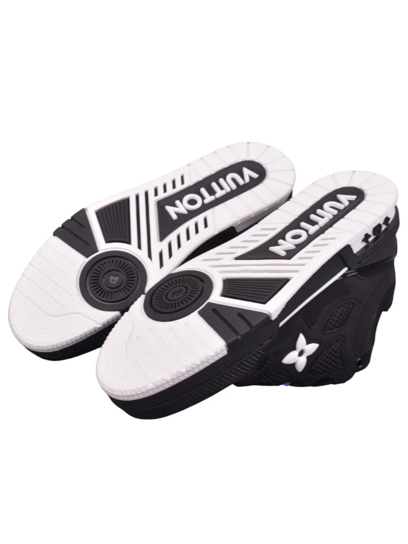 Кроссовки Louis vuitton Skate Sneaker 'Black White' — изображение 3 из 3, черный/белый