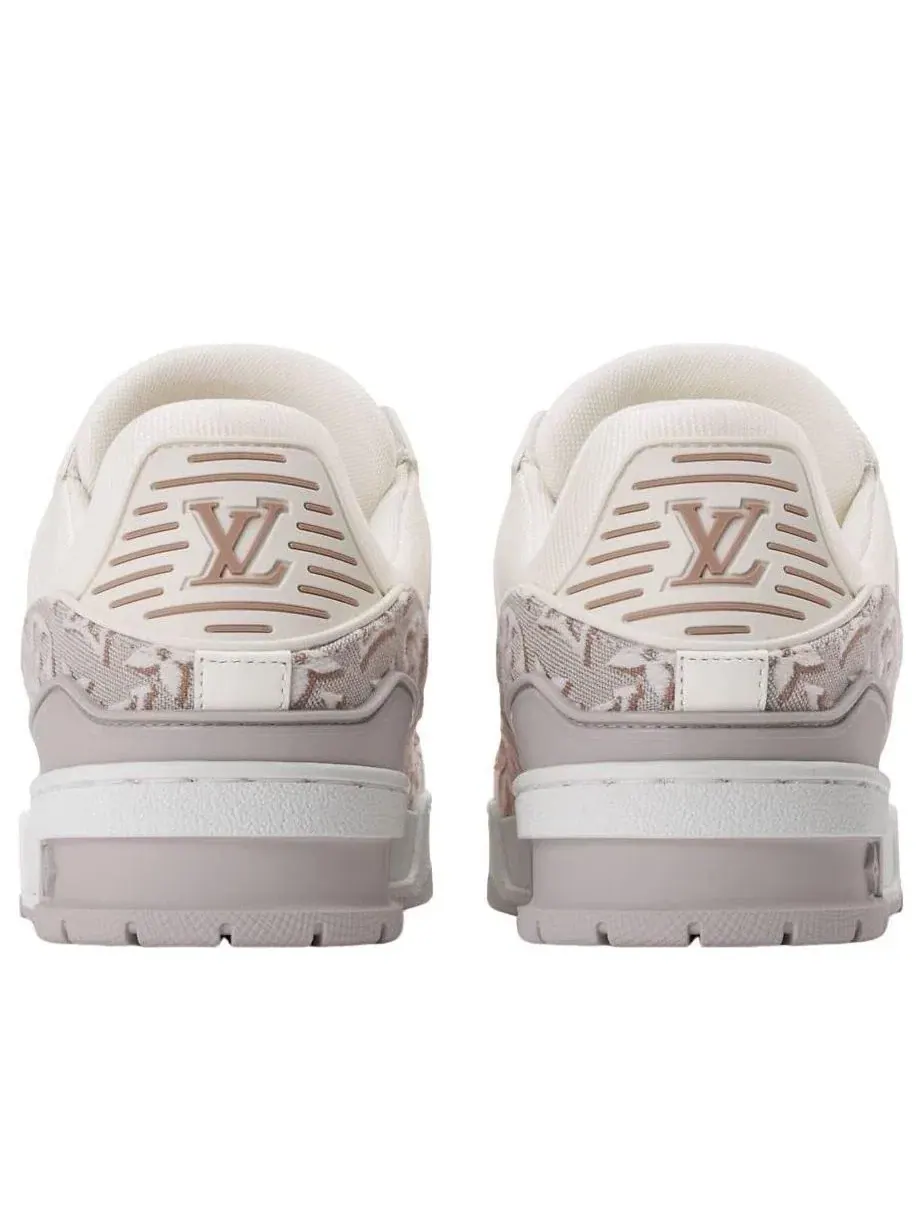 Женские кроссовки с кожаным верхом LOUIS VUITTON LV Trainer — изображение 4 из 5, бежевый