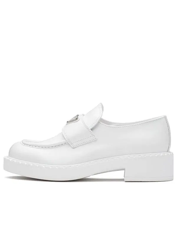 Кроссовки chocolate patent leather loafers 'white' Prada — изображение 1 из 4, белый