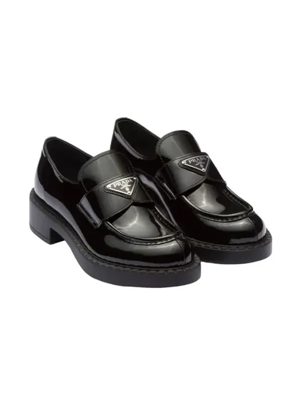 Кроссовки (WMNS) PRADA Chocolate 50mm Loafer 'Black Patent Leather' — изображение 2 из 4, черный