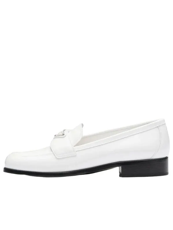 Кроссовки patent leather loafers 'white' Prada — изображение 1 из 4, белый/черный