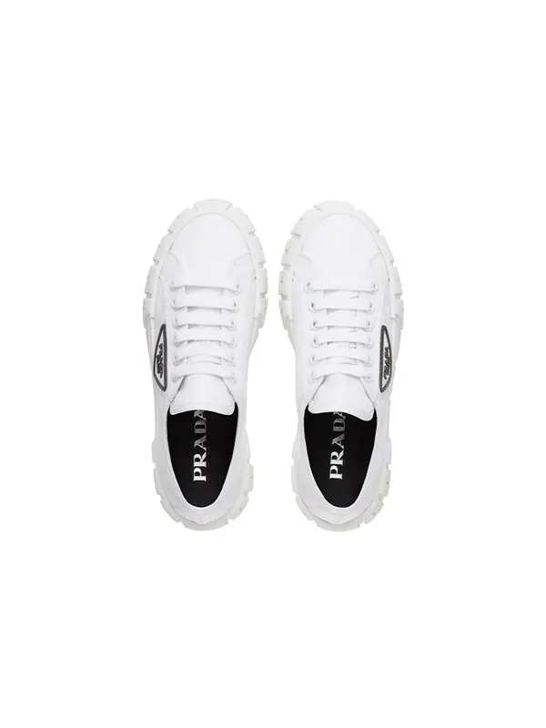 Кроссовки double wheel re-nylon gabardine sneakers 'white' Prada — изображение 4 из 4, белый/черный