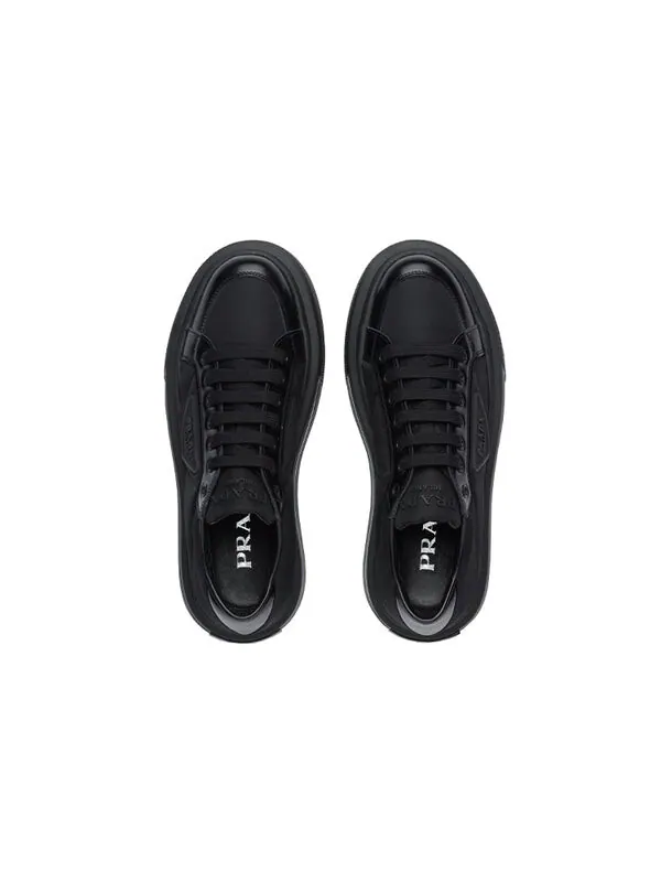 Кроссовки macro re-nylon and brushed leather sneakers 'black' Prada — изображение 4 из 4, черный/белый
