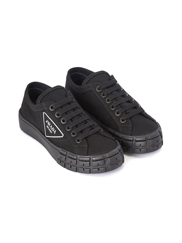 Кроссовки cassetta wheel sneakers 'black' Prada — изображение 2 из 4, черный