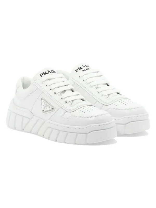 Кроссовки soft padded nappa leather laced-up shoes 'white' Prada — изображение 3 из 4, белый