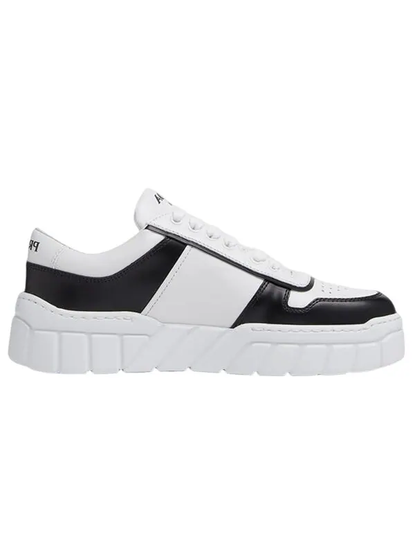 Кроссовки soft padded nappa leather laced-up shoes 'white black' Prada — изображение 2 из 4, белый/черный