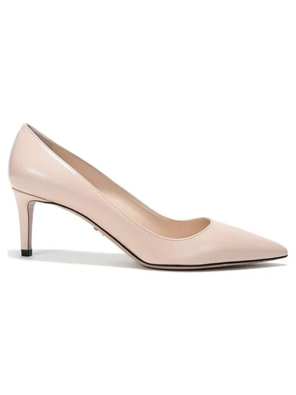 Кроссовки pointed saffiano leather heels 'nude' Prada — изображение 2 из 4, бежевый