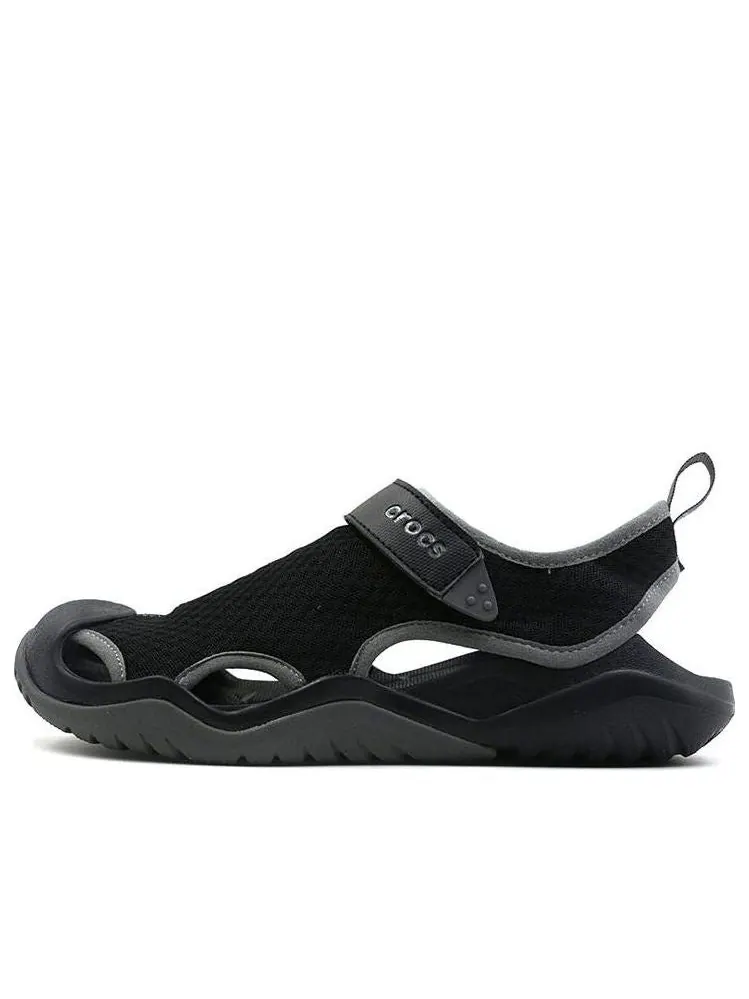 Сандалии Crocs Swiftwater Sandals 'Black Dark Grey' — изображение 1 из 5, черный