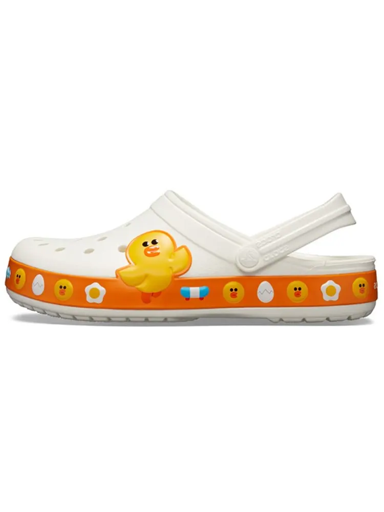 Сандалии Crocs Classic Clog Line Friends Beach White Yellow Unisex Sandals 'White Yellow' — изображение 2 из 5, желтый