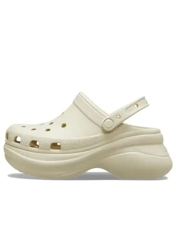 Сандалии classic bae clog 'bone' Crocs — изображение 1 из 3, кость