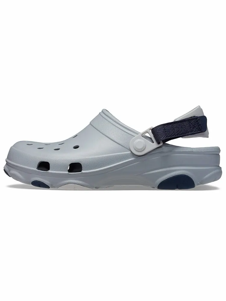 Сандалии Crocs Classic All-Terrain Clog 'Light Grey' — изображение 2 из 6, серый