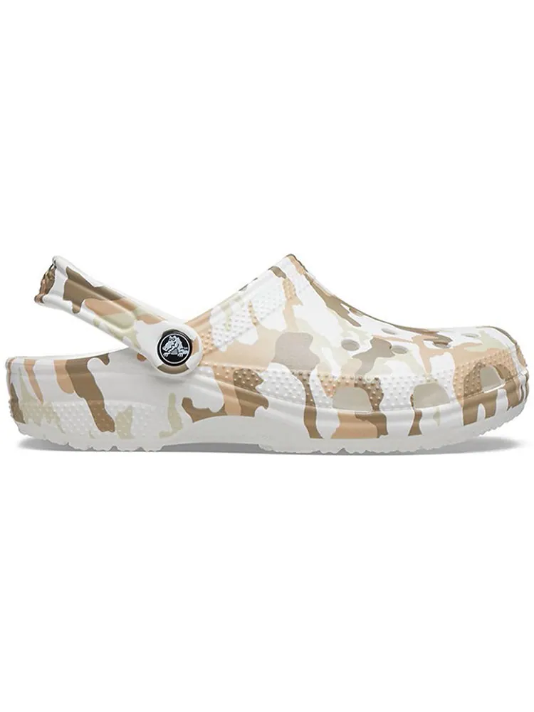 Сандалии Crocs Classic Clog Camouflage Printing Beach Sandals White Camouflage Unisex — изображение 2 из 7, белый