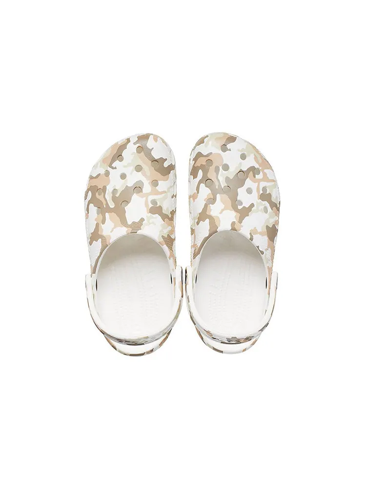 Сандалии Crocs Classic Clog Camouflage Printing Beach Sandals White Camouflage Unisex — изображение 5 из 7, белый