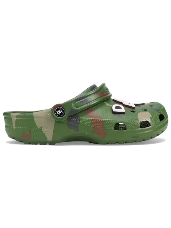 Кроссовки classic clogs 'daily paper' Crocs — изображение 2 из 4, зеленый/коричневый