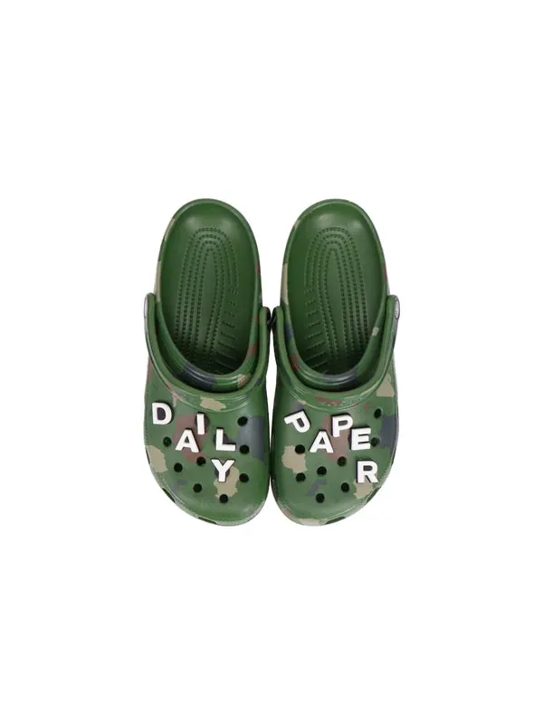 Кроссовки classic clogs 'daily paper' Crocs — изображение 4 из 4, зеленый/коричневый