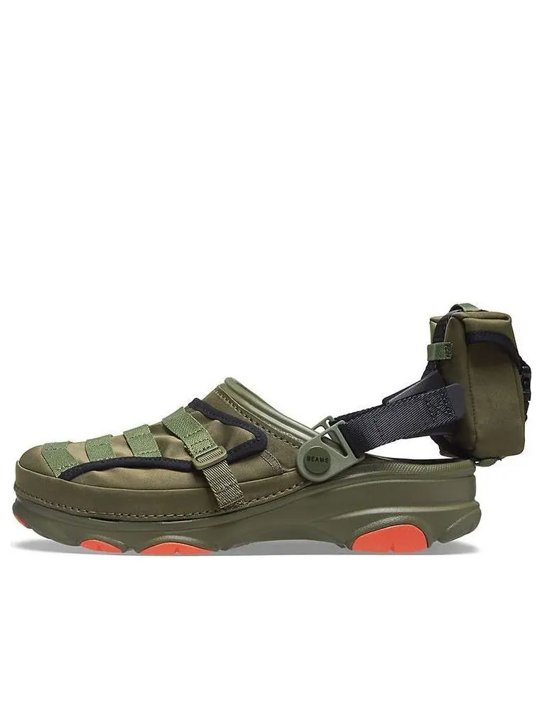 Сандалии Crocs BEAMS x Classic All-Terrain Military Clog 'Army Green' — изображение 1 из 7, зеленый
