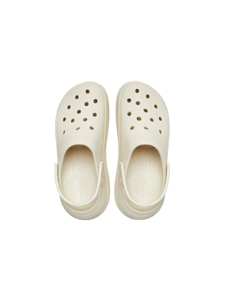 Сандалии Crocs Classic Crush Clog 'Bone' — изображение 5 из 8, белый