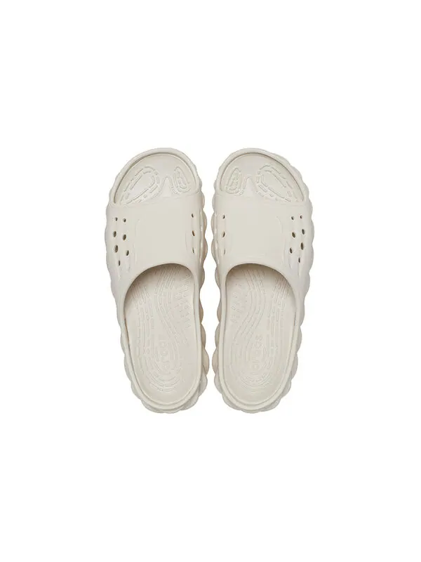 Тапочки echo slide 'stucco' Crocs — изображение 4 из 4, белый