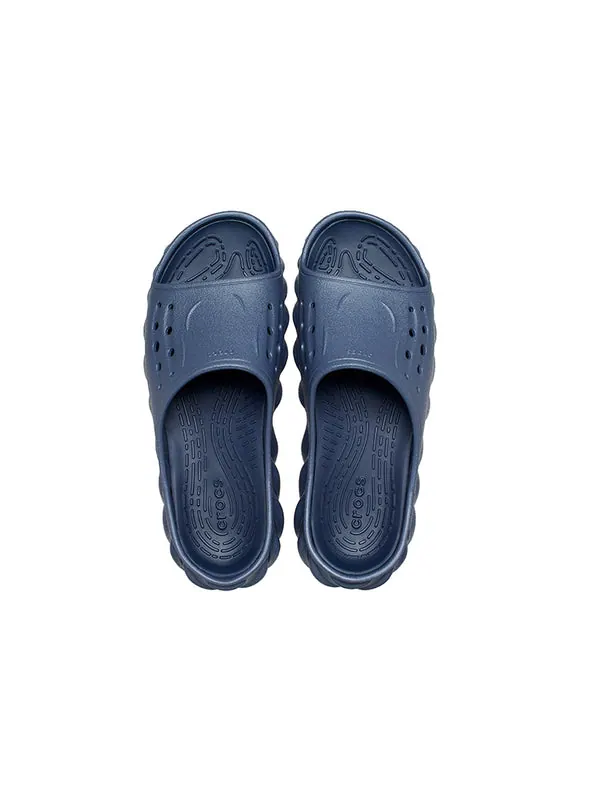 Тапочки echo slide 'storm' Crocs — изображение 4 из 4, синий