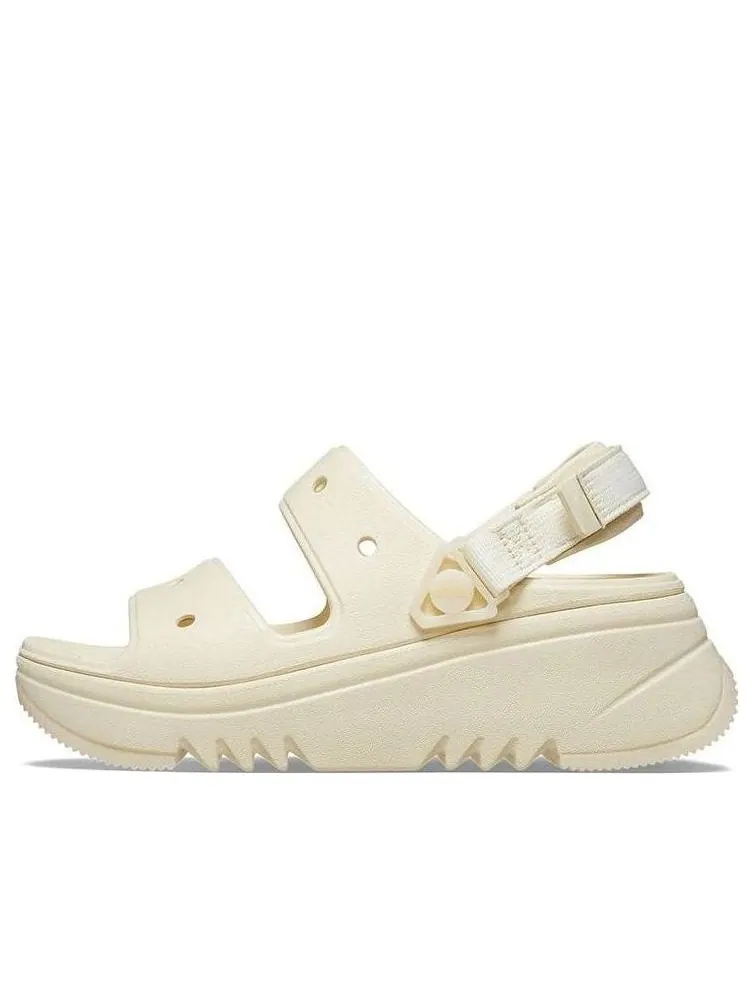 Сандалии Crocs Classic Hiker Xscape 'Beige' — изображение 1 из 5, бежевый