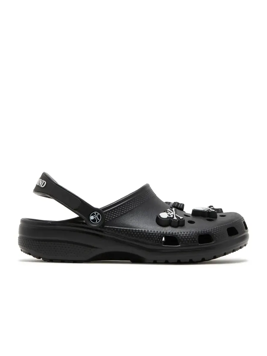 Беговые кроссовки Crocs Classic Clog x Mastermind — изображение 4 из 5