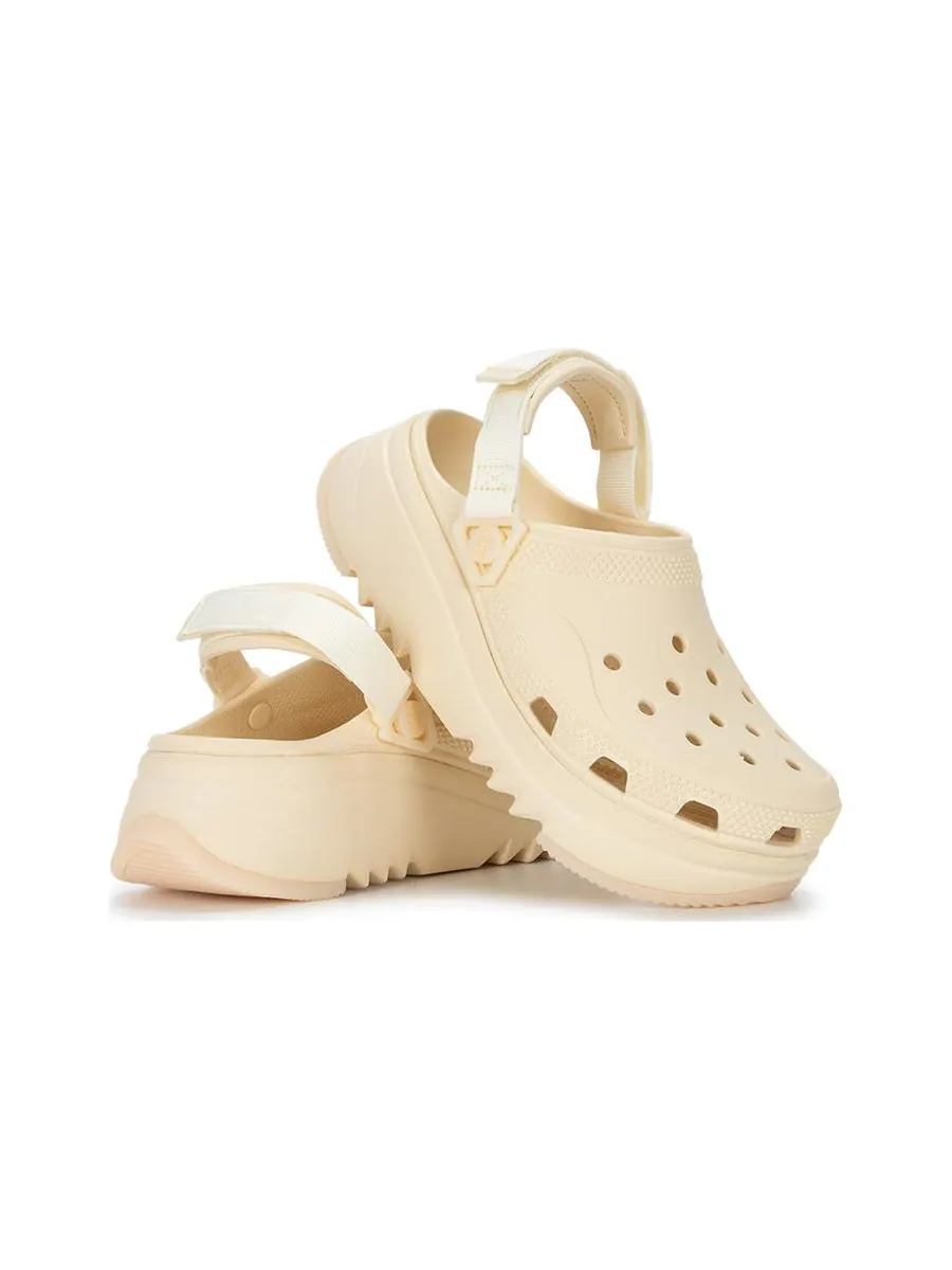 Сандалии Crocs Classic Hiker Xscape Clog 'Vanilla' — изображение 3 из 3, бежевый