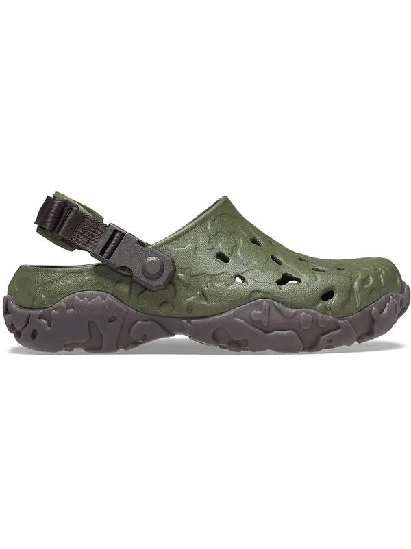 Сандалии all-terrain atlas clog 'army green espresso' Crocs — изображение 2 из 4, зеленый