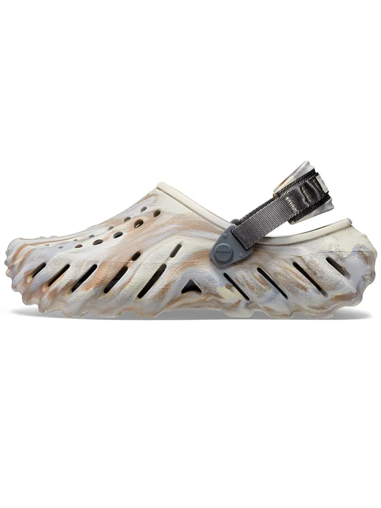 Сандалии Crocs Echo Marbled Clog — изображение 2 из 7, белый