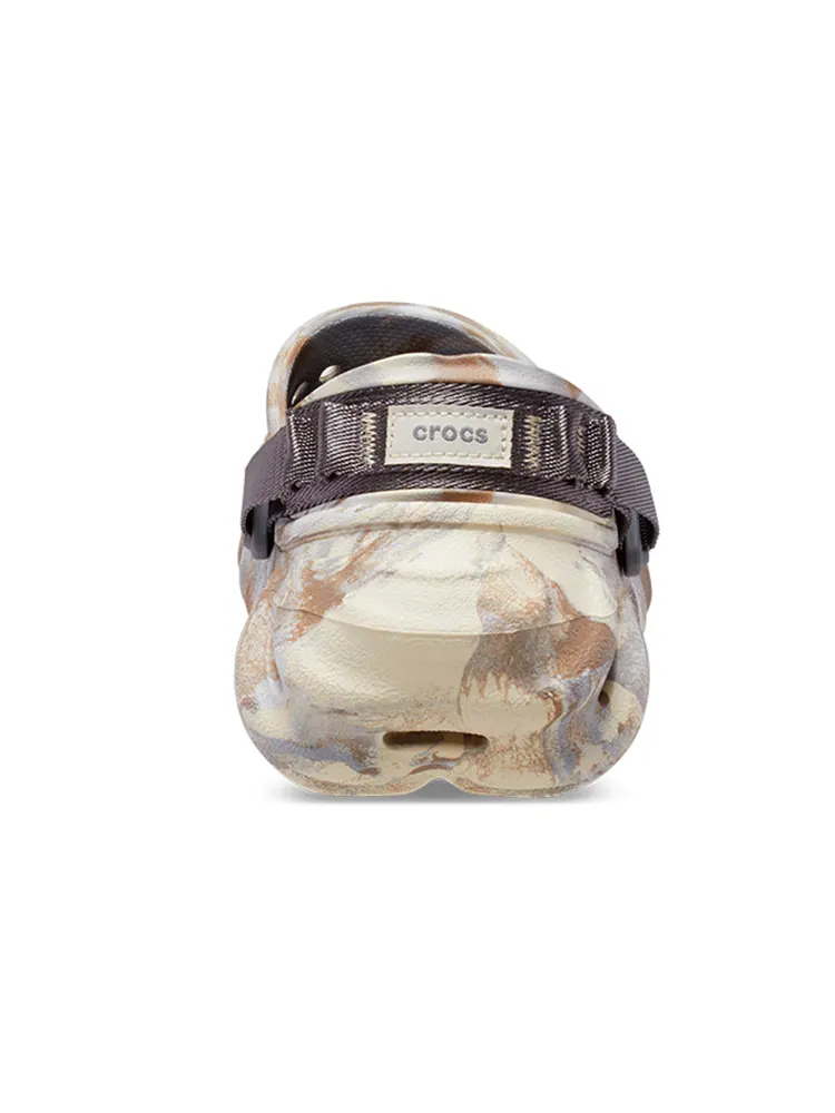 Сандалии Crocs Echo Marbled Clog — изображение 6 из 7, белый