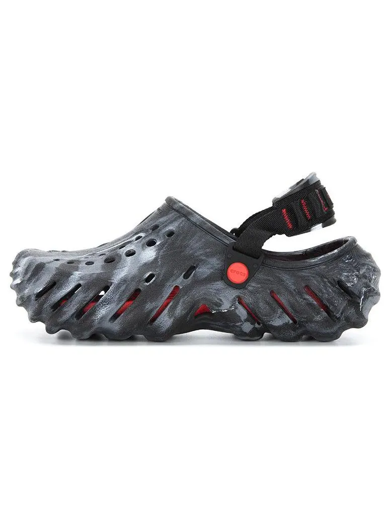 Сандалии Crocs Echo Clog 'Marbled' — изображение 2 из 5, черный