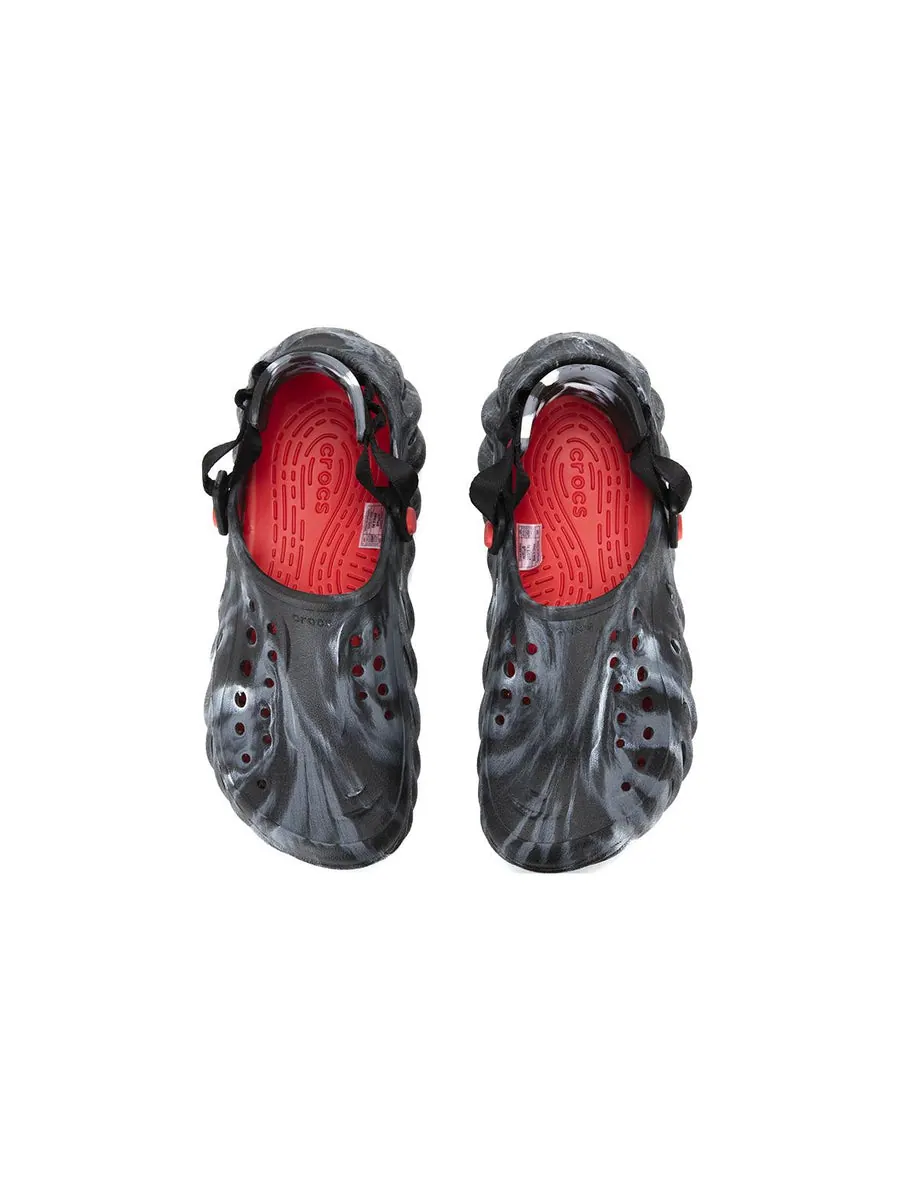 Сандалии Crocs Echo Clog 'Marbled' — изображение 4 из 5, черный