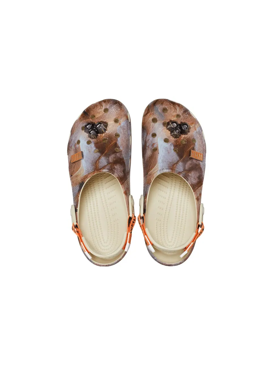 Сандалии Crocs Classic Clog x WHR — изображение 5 из 6, коричневый
