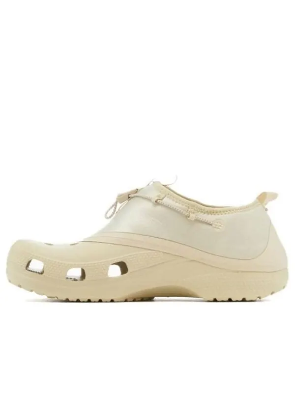 Сандалии x satisfy classic clog 'bone' Crocs — изображение 1 из 4, кость