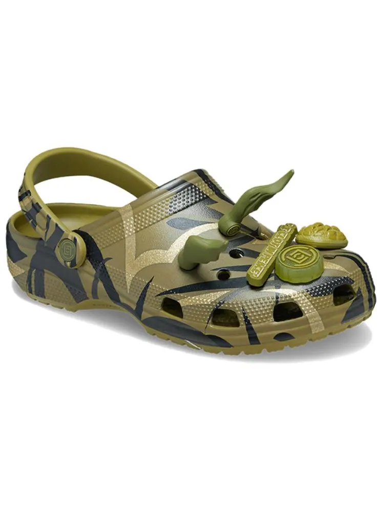 Сандалии Crocs x Clot Classic Clog 'Aloe' — изображение 3 из 6, зеленый
