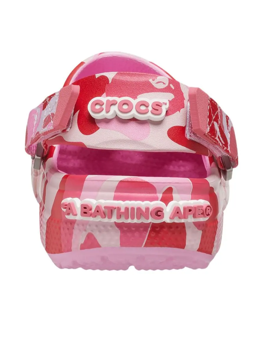 Сандалии Crocs x A Bathing Ape Clog 'Carnation' — изображение 4 из 5, розовый