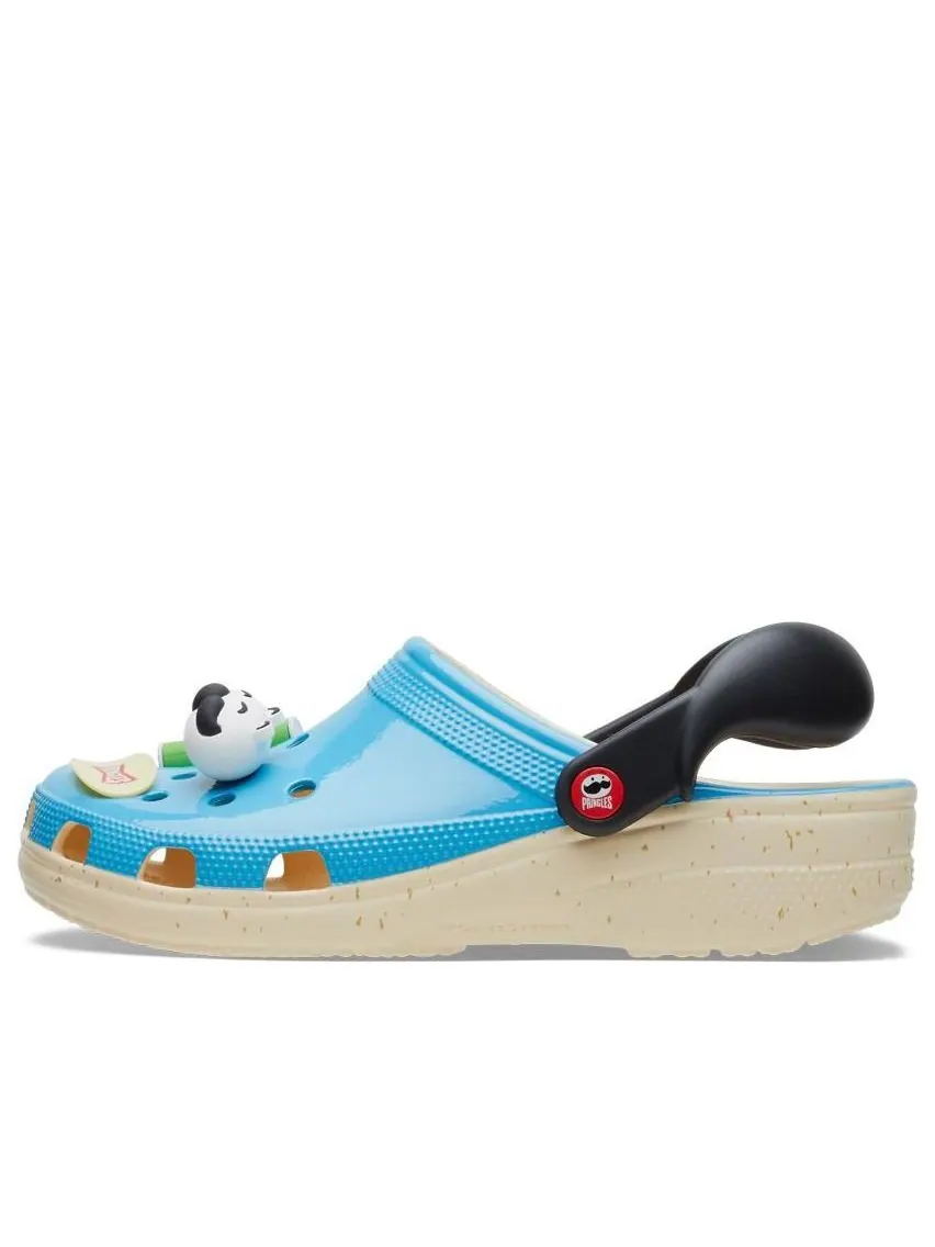 Сандалии Crocs x Pringles Classic Clog 'Blue Green' — изображение 1 из 7, синий