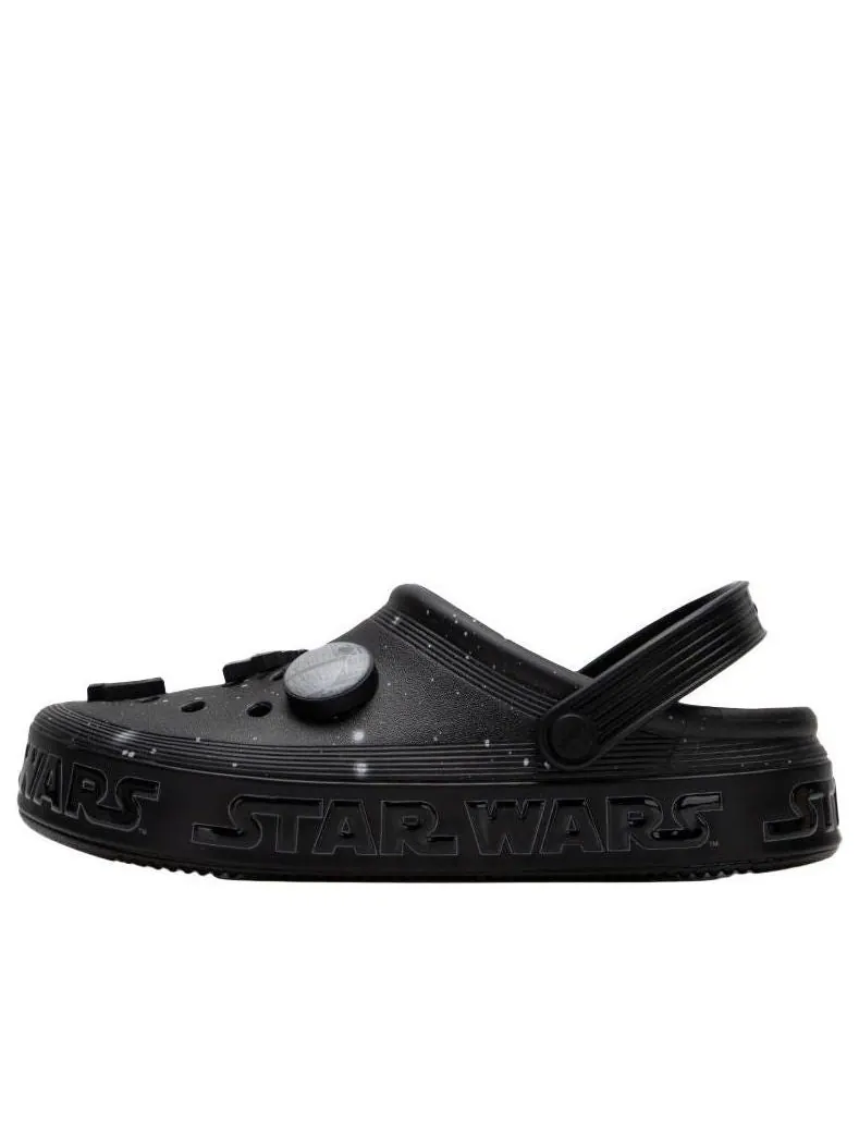 Сандалии Crocs x Star Wars Off Court Clog 'The Galaxy' — изображение 1 из 5, черный
