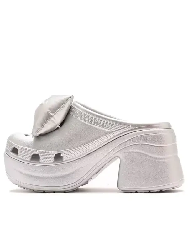 Кроссовки siren metallic bow clogs 'silver' Crocs — изображение 1 из 4, серебряный