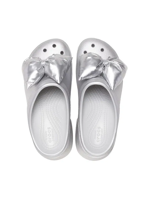 Кроссовки siren metallic bow clogs 'silver' Crocs — изображение 4 из 4, серебряный
