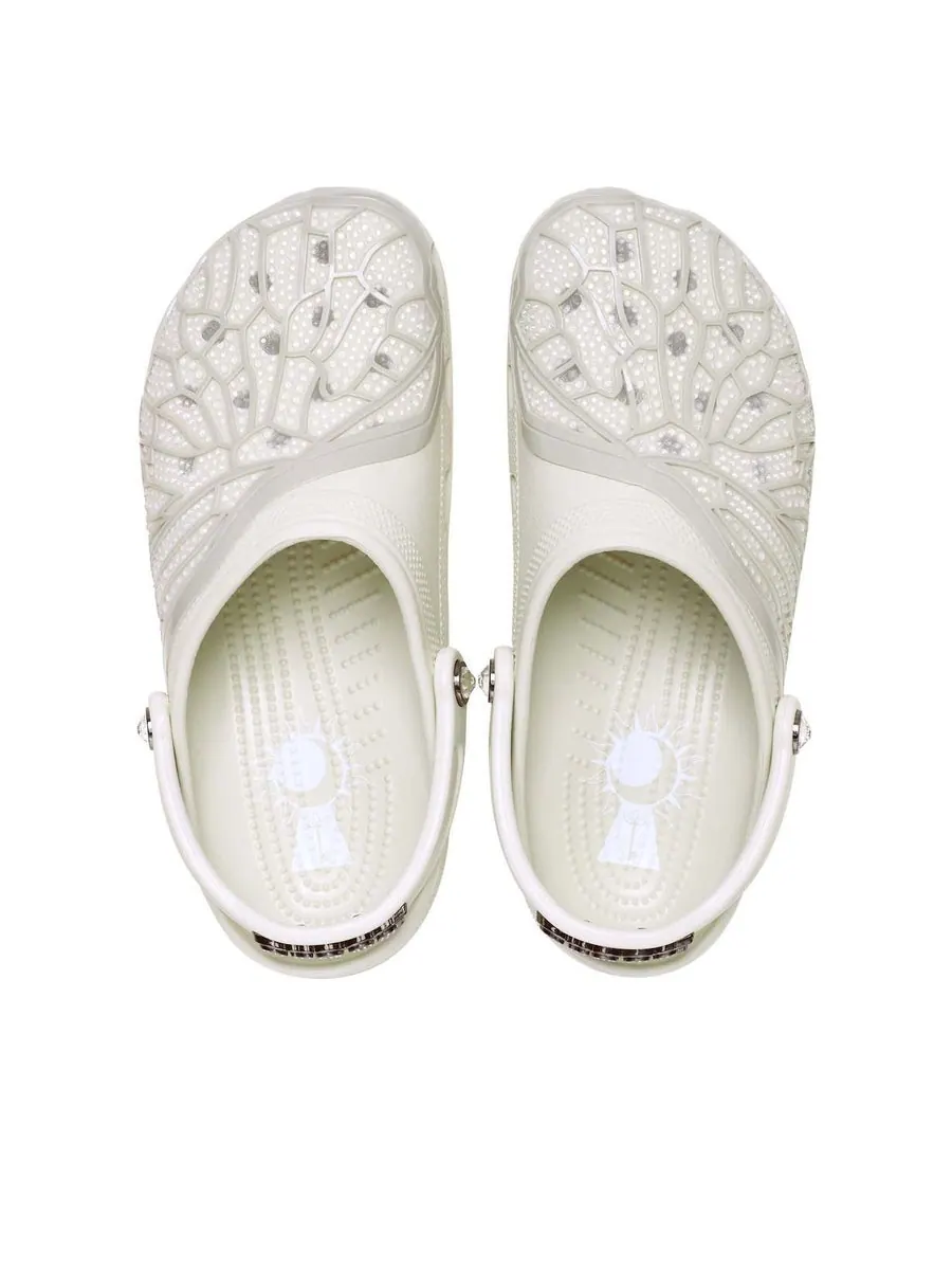 Сандалии Crocs x Swarovski Classic Clog 'Ivory' — изображение 4 из 6, бежевый