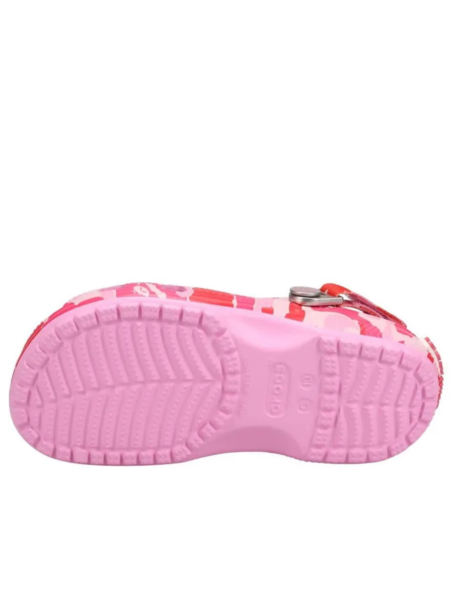 Кроссовки (GS) Crocs x A Bathing Ape Clog 'Carnation' — изображение 6 из 6, розовый