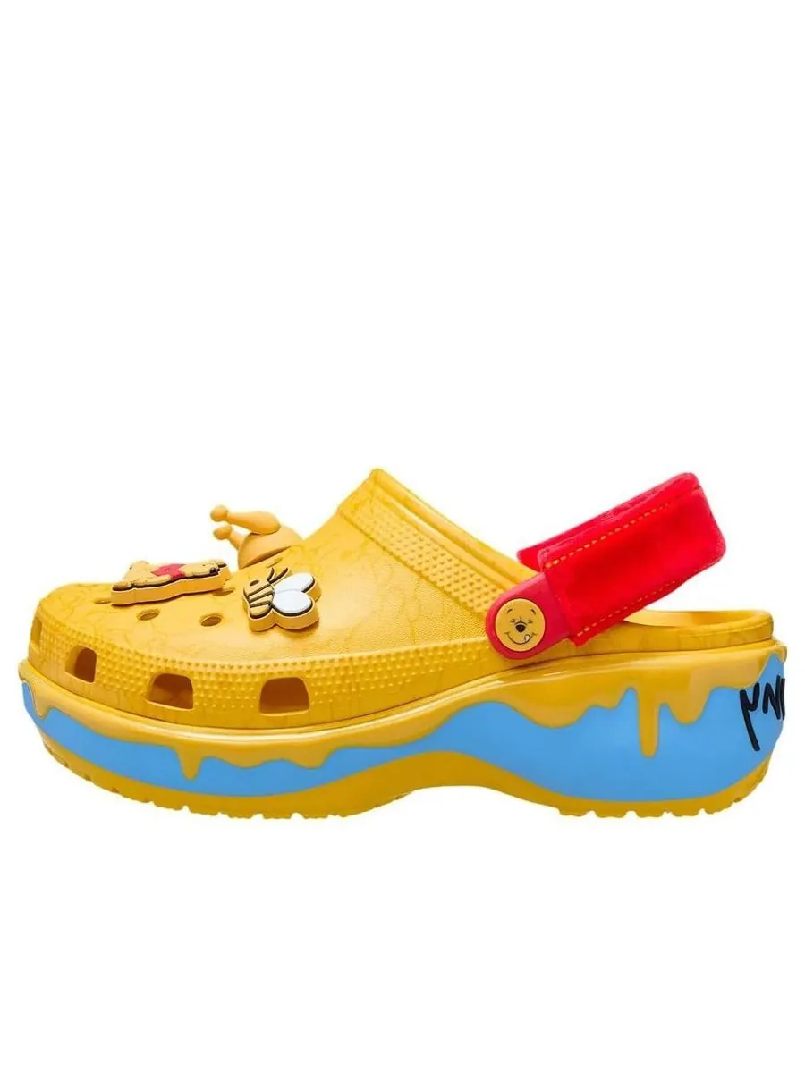 Сандалии (WMNS) Crocs x Disney Winnie the Pooh Classic Platform Clog 'Yellow Red' — изображение 1 из 6, желтый