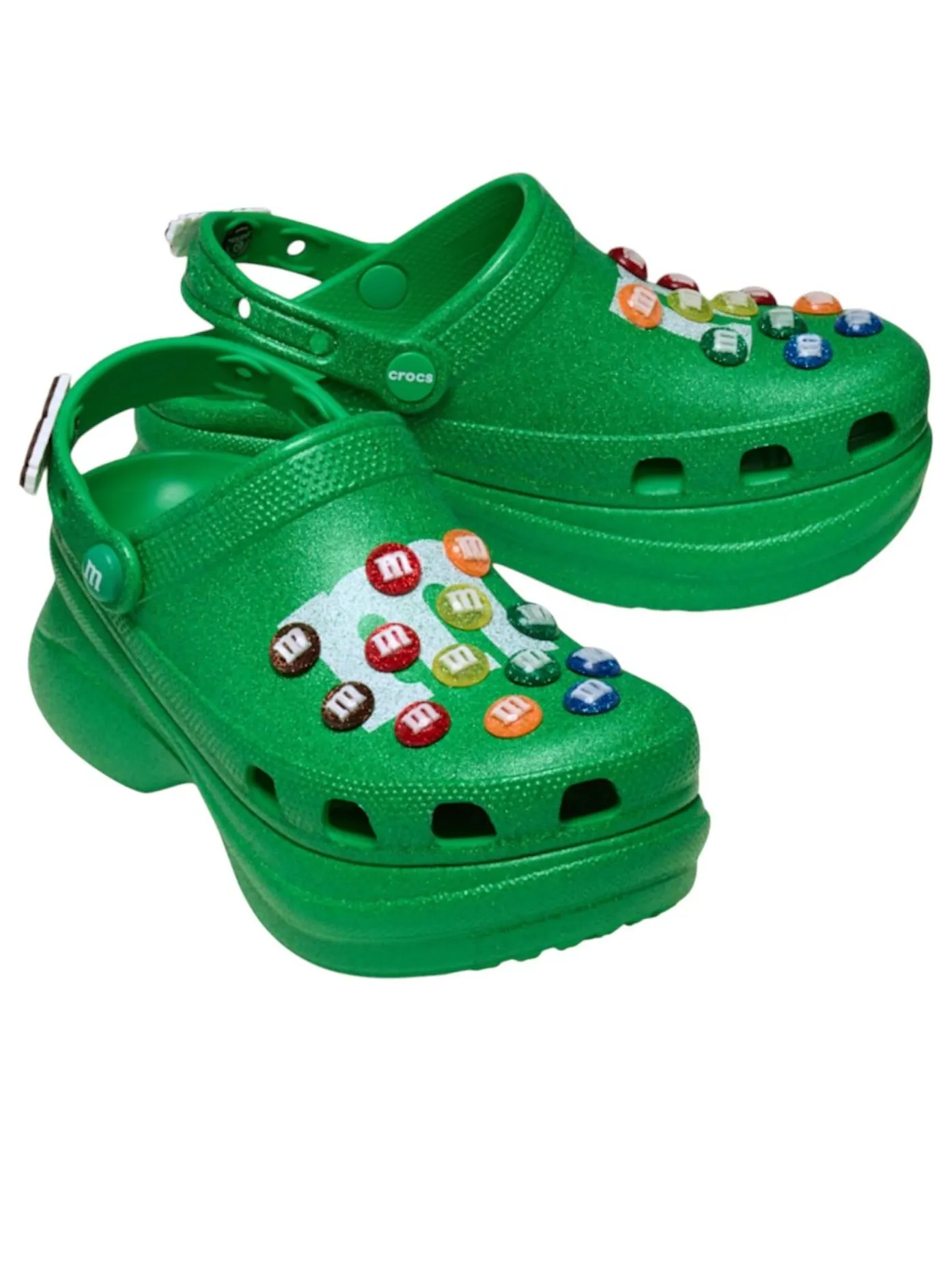 Сабо Crocs x M&M’s Bae Clog 'Multi Glitter' — изображение 1 из 7, зеленый