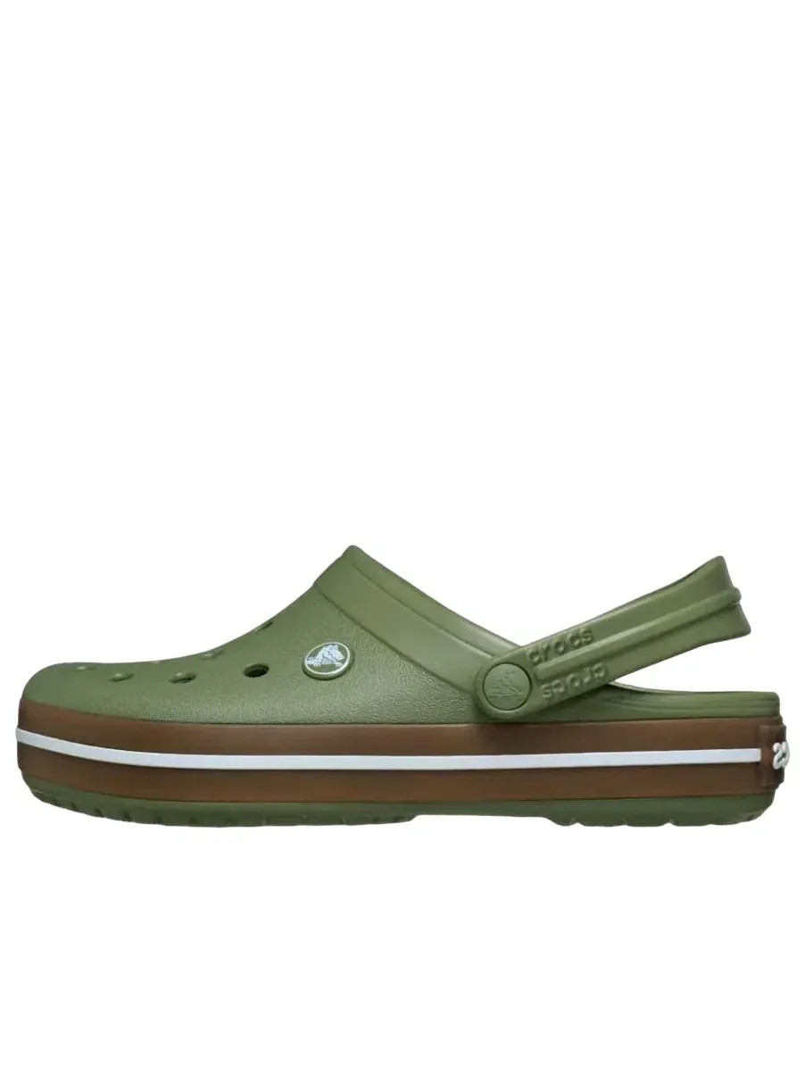 Мужские сандалии-клоги с закрытым носком Crocband Gum Cargo Crocs — изображение 1 из 6, зеленый