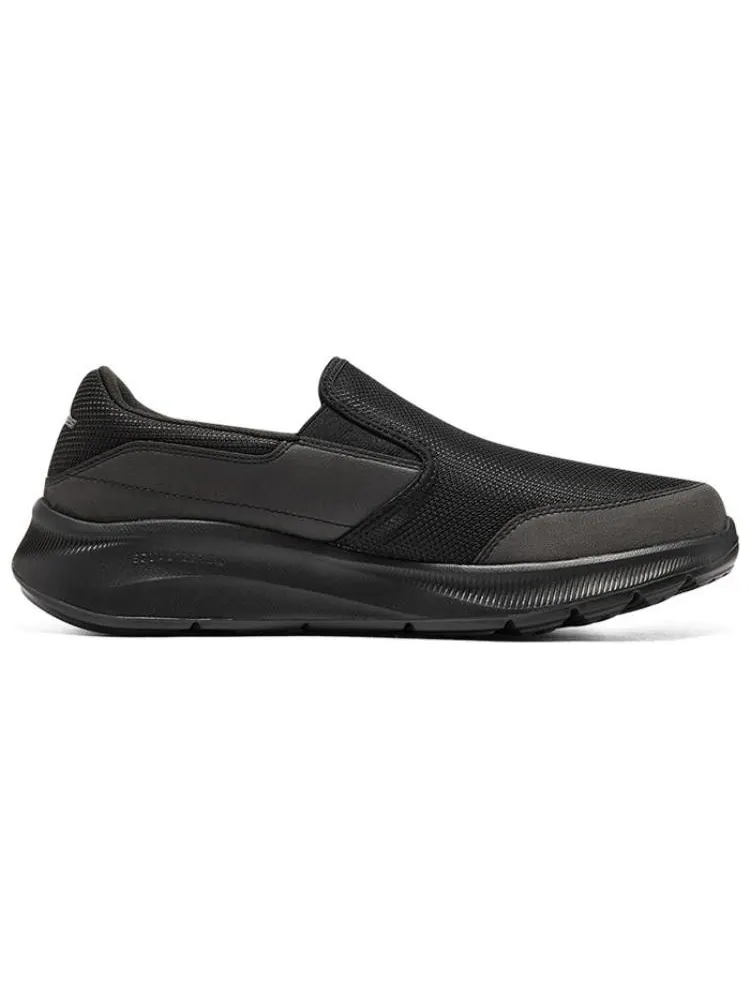 Спортивные кроссовки Skechers Equalizer 5.0 'Triple Black' — изображение 2 из 4, черный