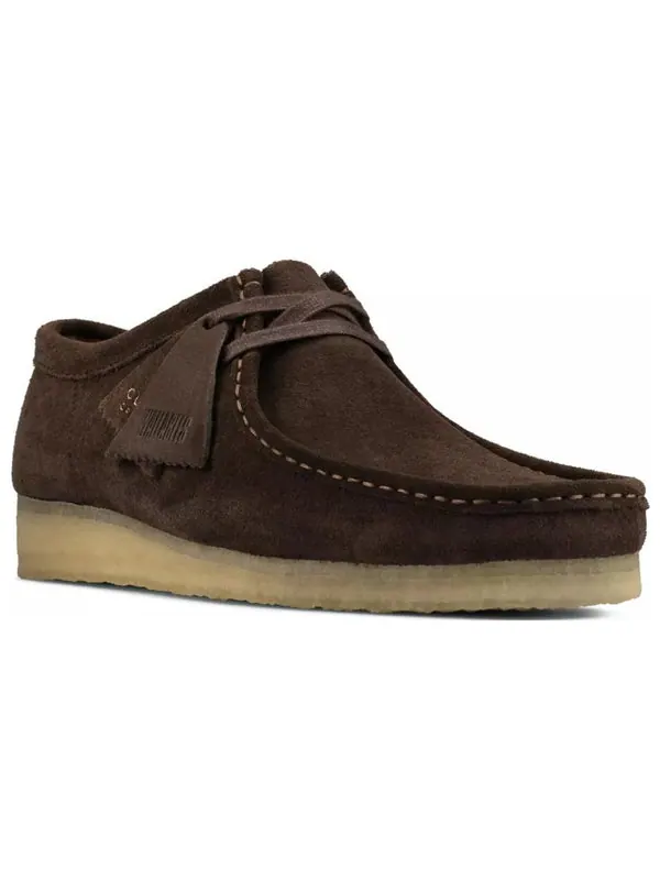 Кроссовки Clarks Wallabee 'Dark Brown Suede' — изображение 3 из 4, коричневый