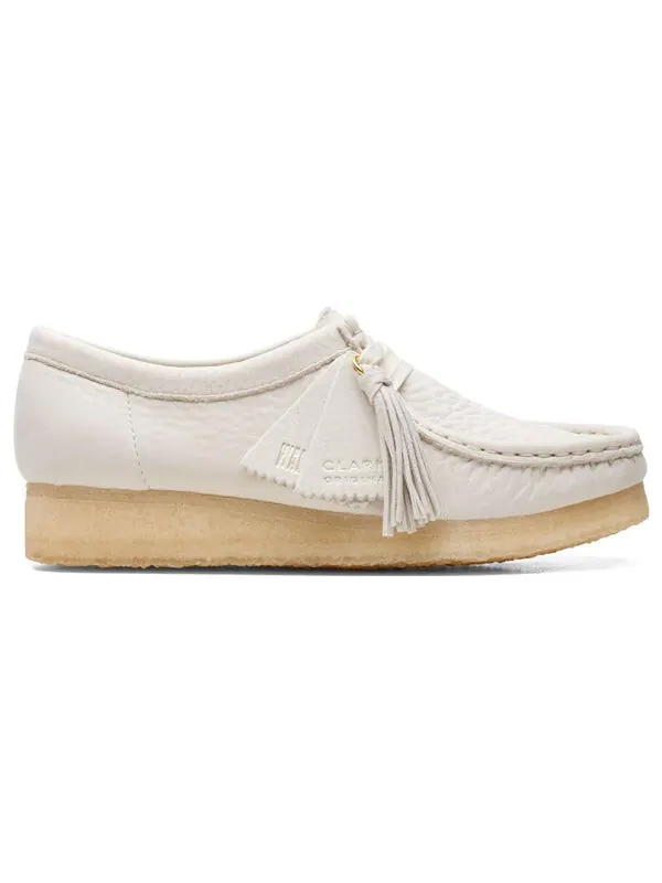 Кроссовки Clarks Wallabee 'White Nubuck' — изображение 2 из 4, белый